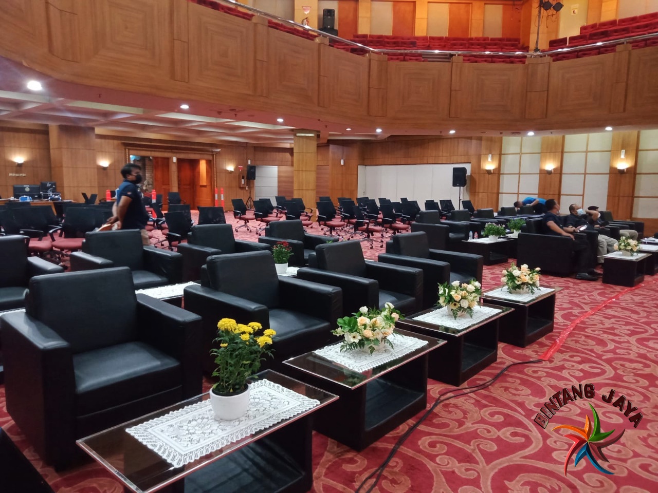 Meja Vip Kaca | Pusat Sewa Meja Terlengkap Sejabodetabek